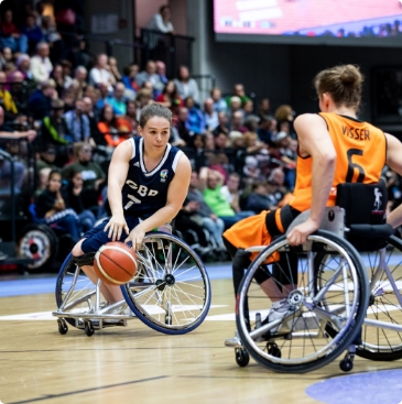helen freeman basketball dribbling